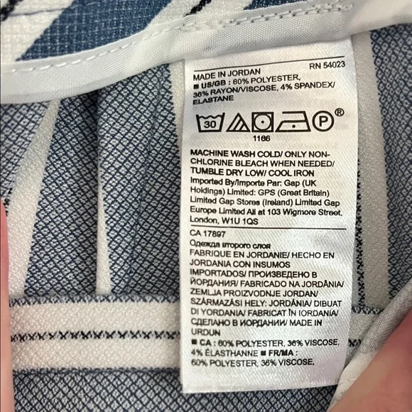 EUC | 10P | Banana Republic Blue and White Striped Wide Leg Capris - Picture 5 of 5